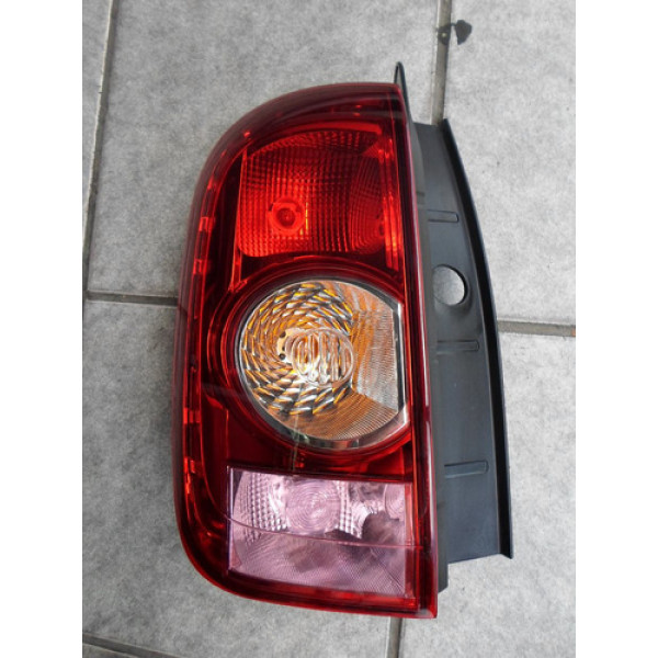 Lanterna Traseira Renault Duster