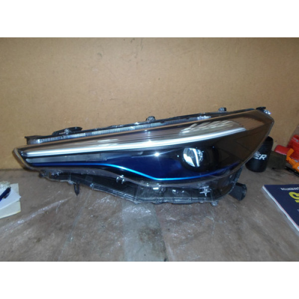 Farol Esquerdo Corolla Cross Hibrido 2020 2021 2022 2023