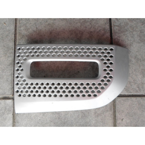 Grade Esquerda Defender