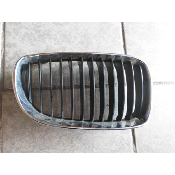 Grade Direita Bmw 320 325 2009 2010 2011 2012 #443 Cromado Brilhante