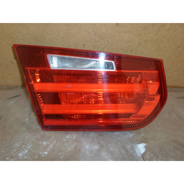 Lanterna Esquerda Da Tampa Bmw 320 2013 Até 2015