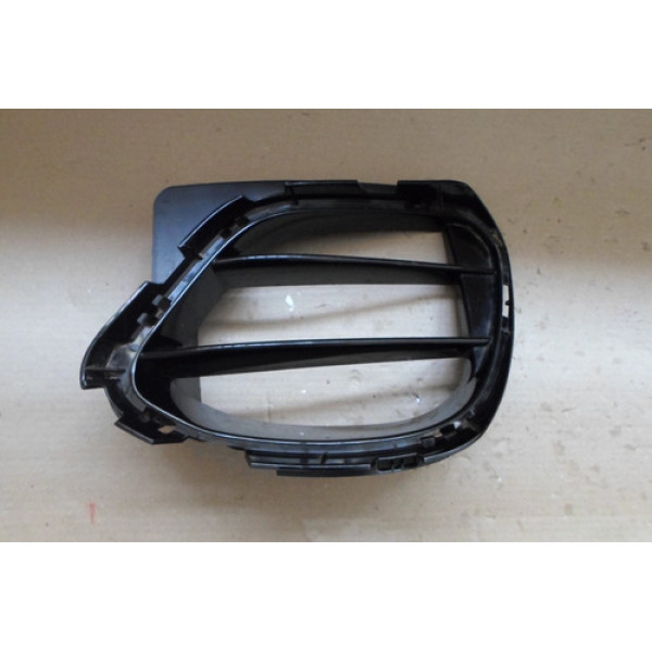 Grade Direita Do Parachoque Mercedes Cla 45 2020