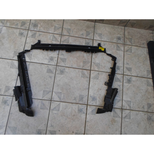 Defletor Do Radiador Mercedes E350 