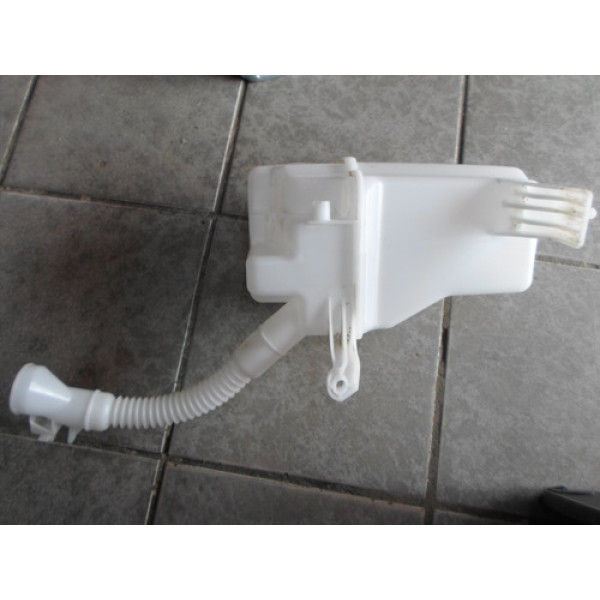 Reservatorio De Agua Do Esguicho Mercedes Cla 2019/ 2022 #25