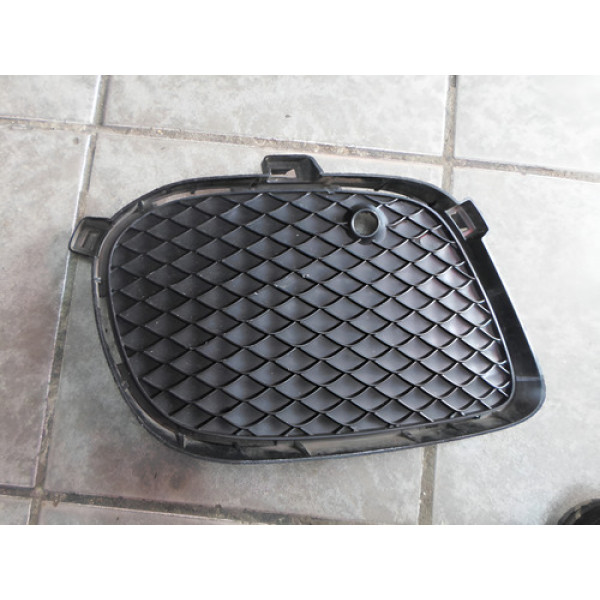 Grade Esquerda Do Parachoque Mercedes Gle 2014 Até 2018