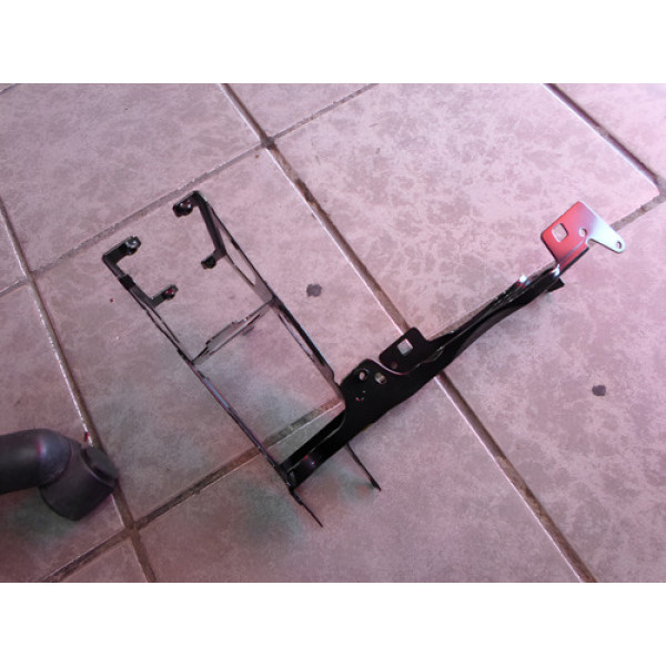 Suporte Direito Do Farol Bmw 320 2012 2013 2014 2015 2016