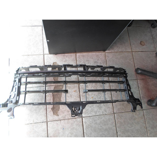 Grade Central Porsche Cayenne 2024 2025