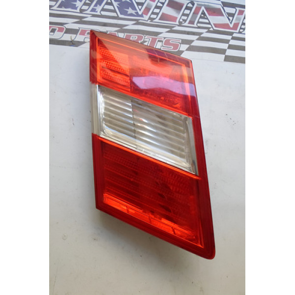 Lanterna Da Tampa Esquerda Mercedes Clc 2008 Até 2011