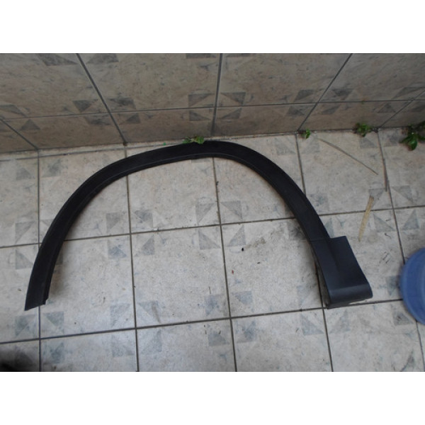 Aplique De Paralama Esquerdo Mercedes Gla 2020 Até 2025