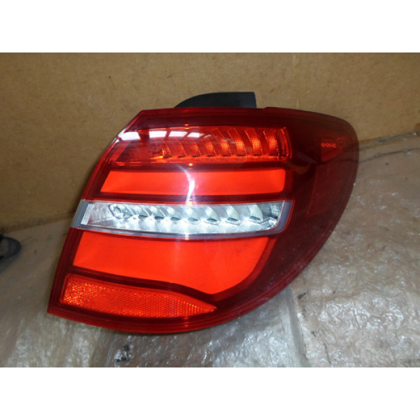Lanterna Direita Mercedes B200 2018