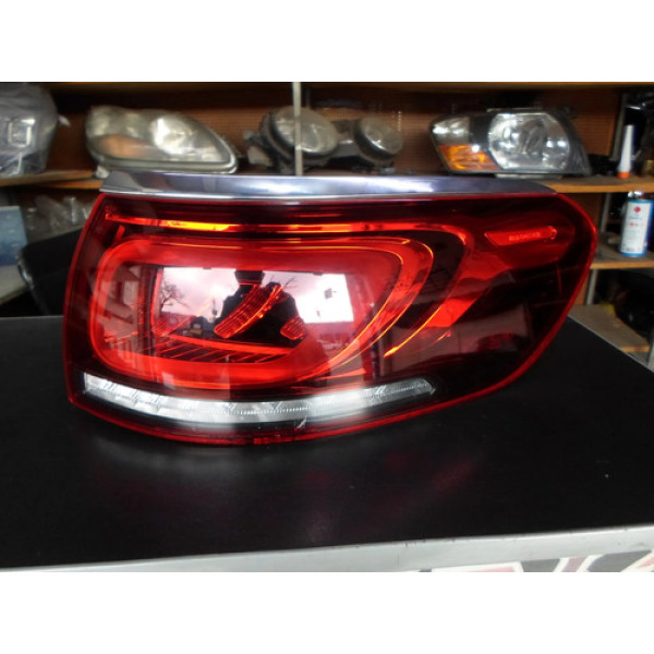 Lanterna Direita Mercedes Gls 2020 2021 2022 #396 Direito/passageiro Vermelho