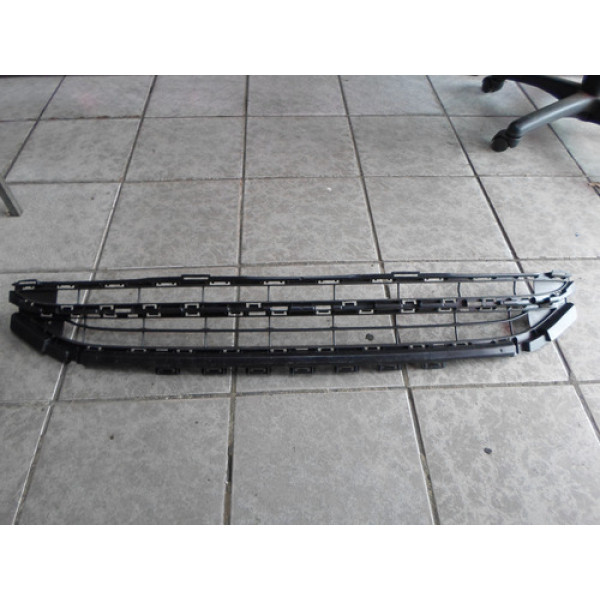 Grade Inferior Mercedes Eqa