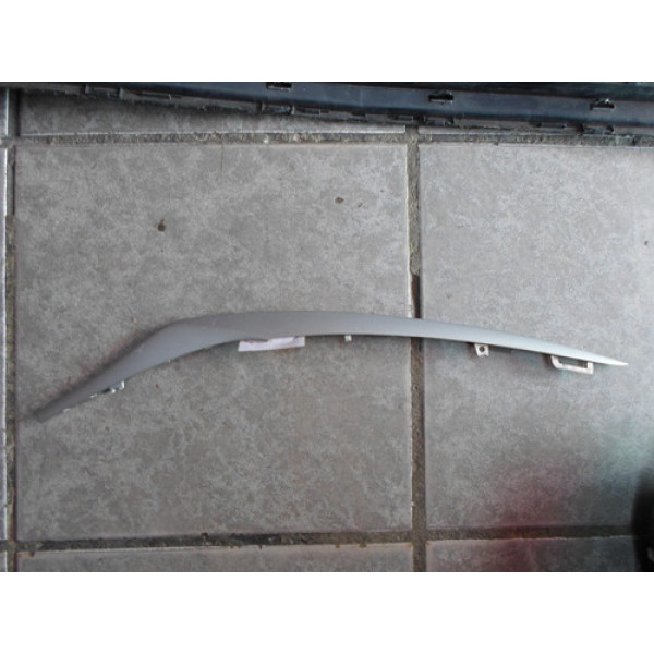 Friso Direito Do Parachoque Mercedes Cla 2017 2018 2019