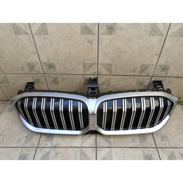 Grade Bmw 320 2023 2024