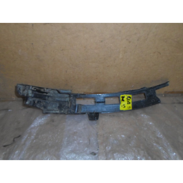 Suporte Dianteiro Direito Mercedes Gla 2015 2016 2017 2018