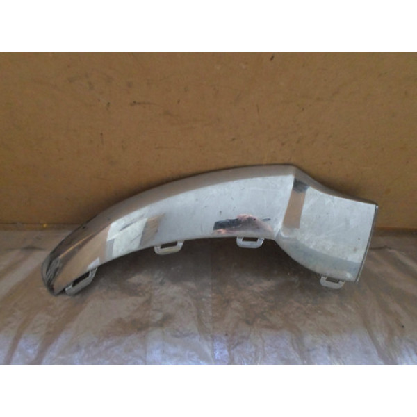 Aplique Direito Do Parachoque Gle 2014 2015 206 2017