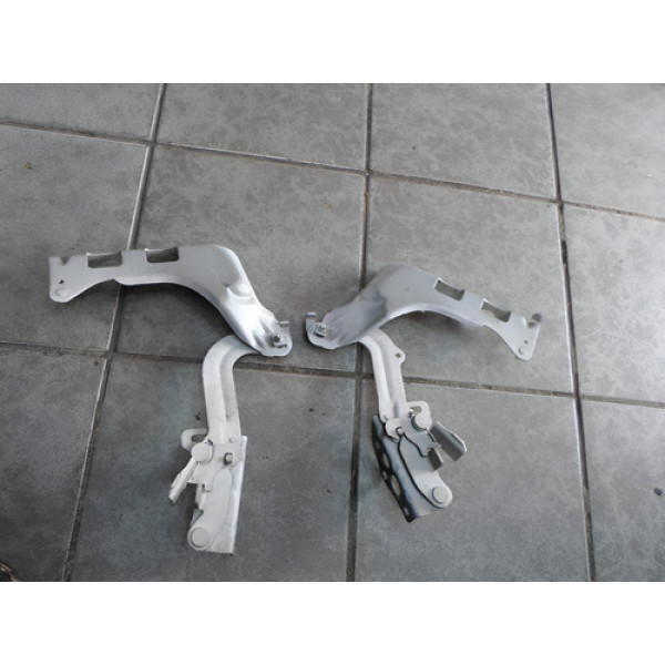 Dobradiça Capo Mercedes Glc