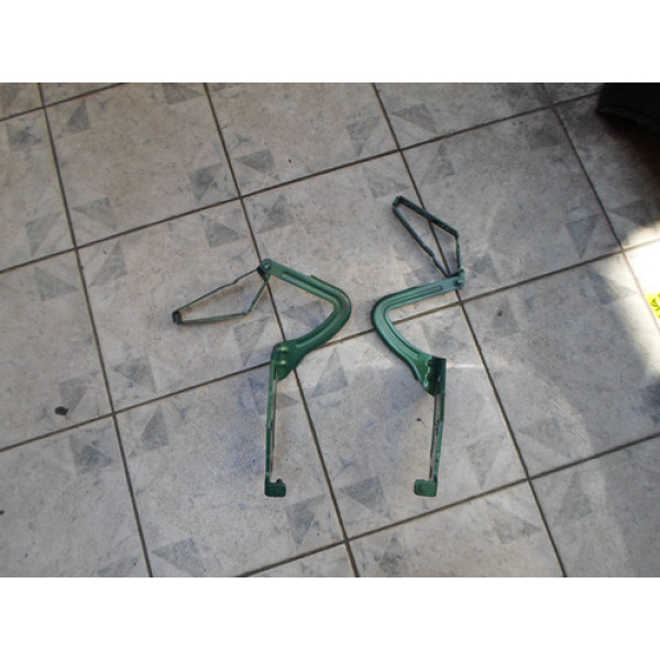 Braço Do Capo Aston Martin Db12 2023 2024