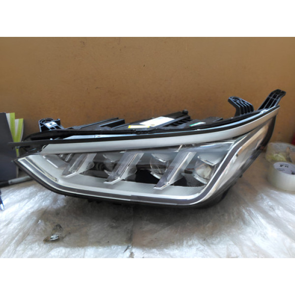 Farol Esquerdo Byd Song Plus