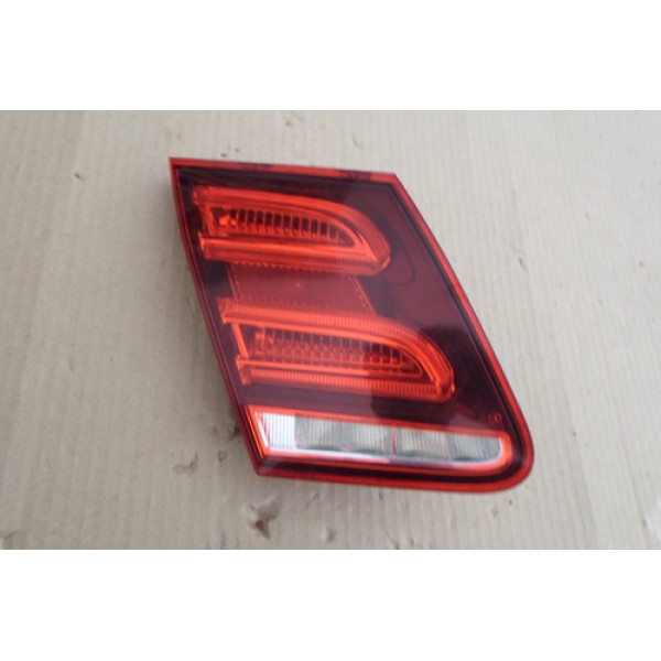 Lanterna Da Tampa Esquerda Mercedes E320 E350 E500 2014 2015