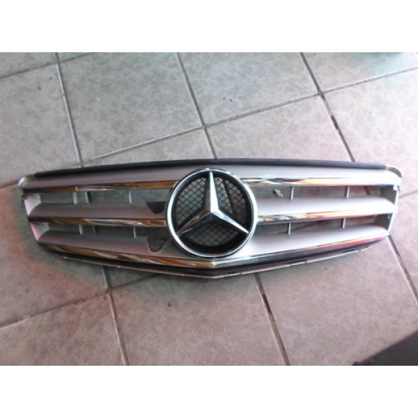 Grade Mercedes C180 C200 2010 Até 2014 #212 Cinza Brilhante