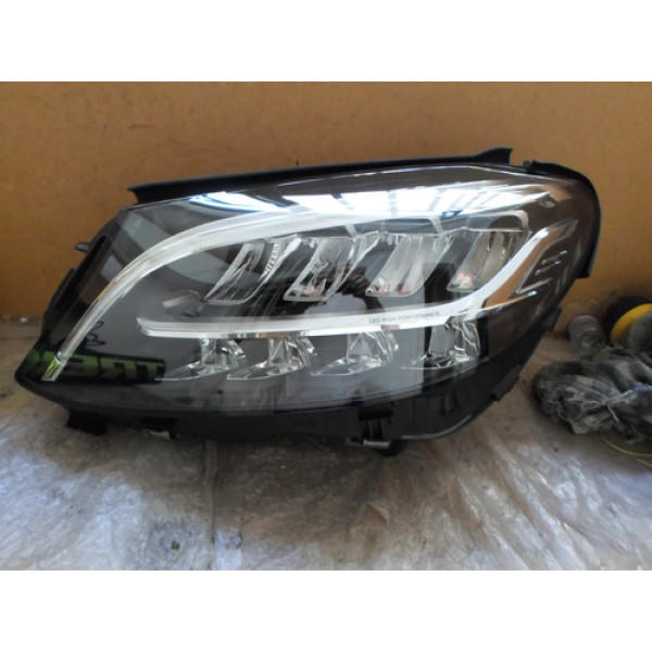 Farol Esquerdo Mercedes C180 C200 2018 2019 2020 2021 #122 Esquerdo/motorista