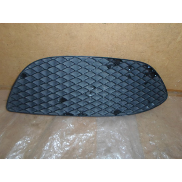 Grade Direita Do Farol De Milha   C180 C200 2015 Até 2018