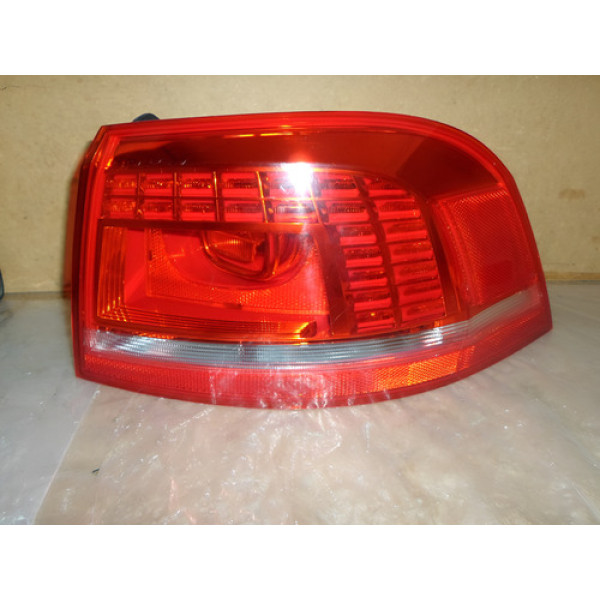 Lanterna Direita Passat 2012 2013 2014