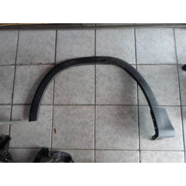 Moldura Paralama Esquerdo Mercedes Glb #117 Preto