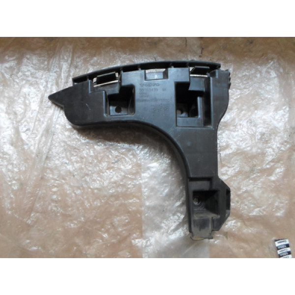 Suporte Direito Da Lanterna Volvo Xc60 2009 Até 2016