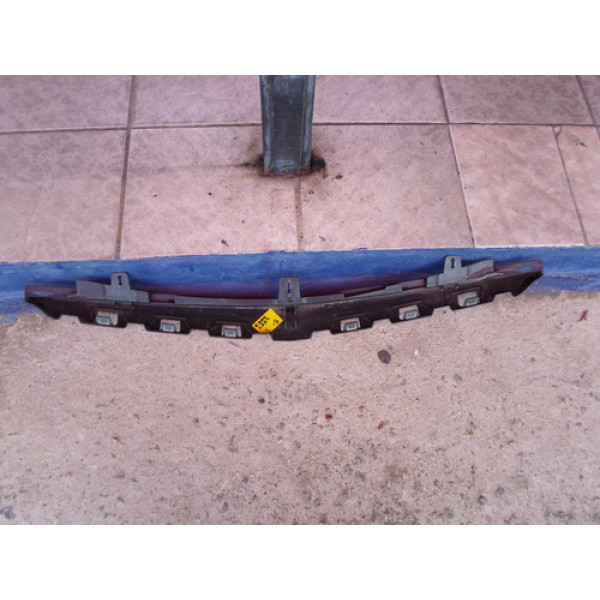 Guia Superior Do Parachoque Mercedes C200 C250 2015 Até 2017