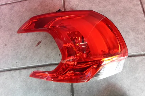 Lanterna Esquerda Peugeot 2008 2015 2016 2017 #297