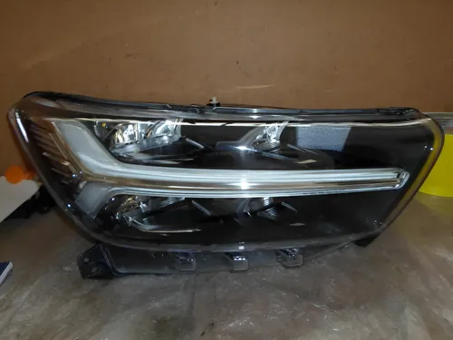 Farol Direito Volvo Xc40 2019 2020 2021 2022 #188 Direito/passageiro