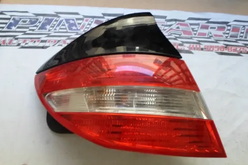 Lanterna Esquerda Mercedes Clc 2008 Até 2011 Esquerdo Vermelho